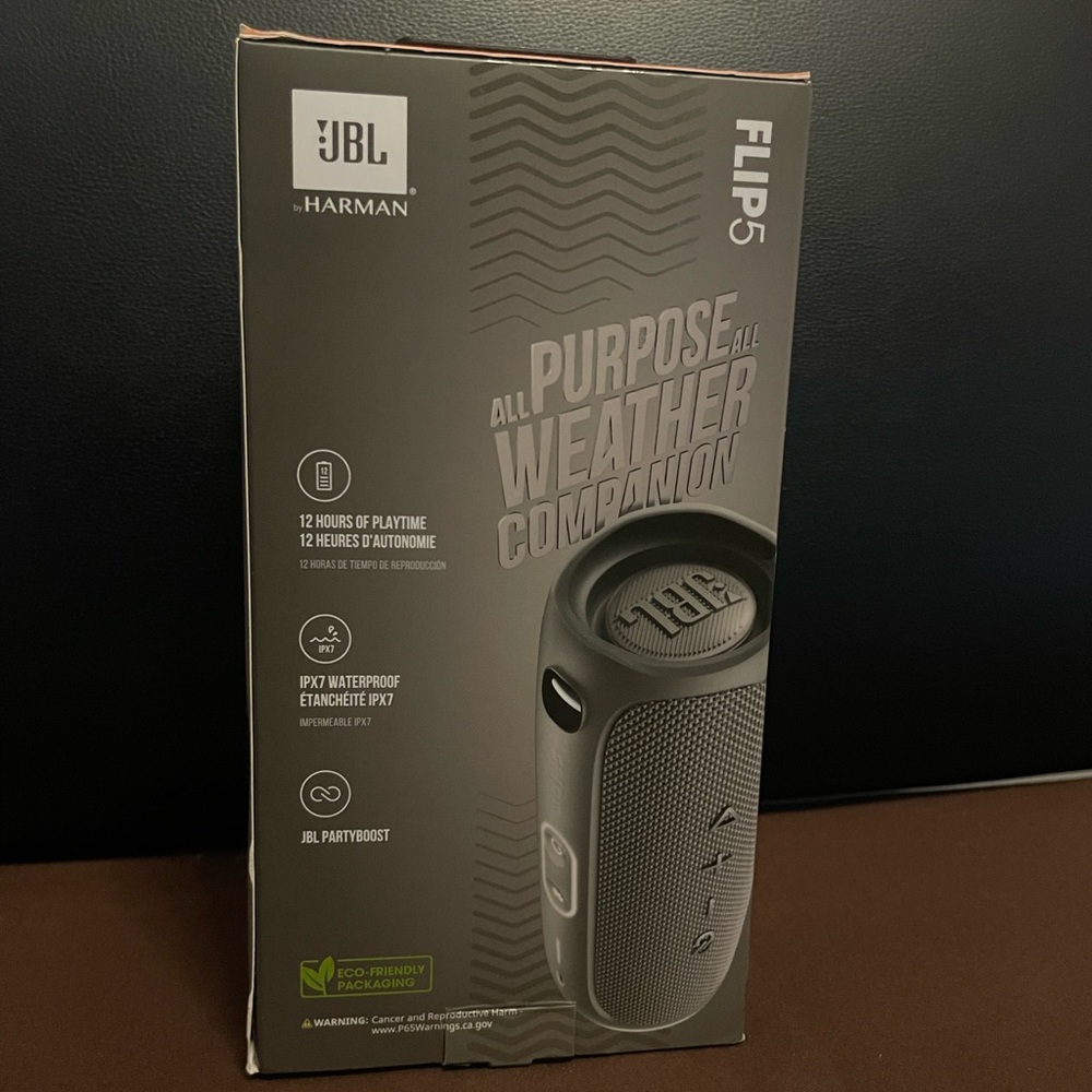 JBL Flip 5 Speaker Lightly Used (Open Box) - Picture 3 of 5